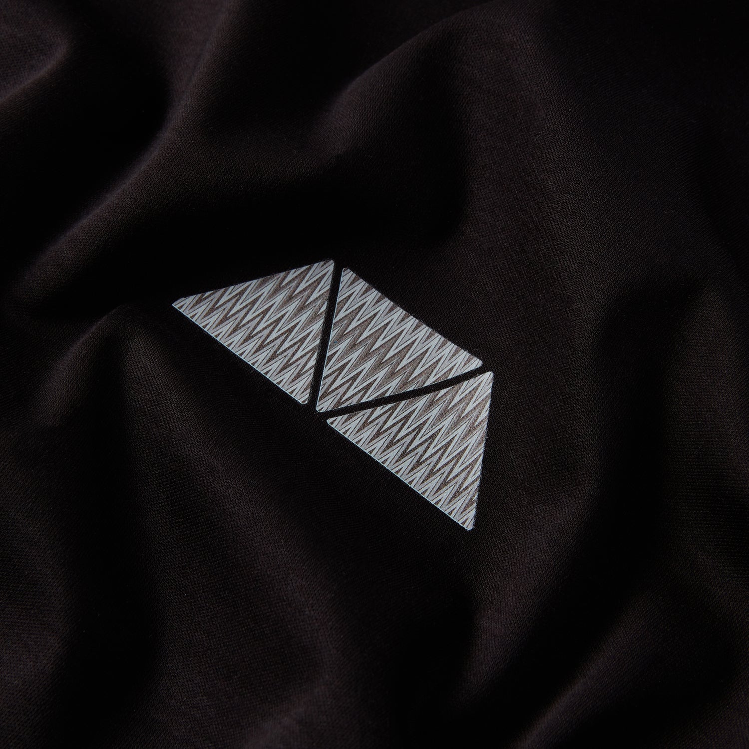 Azure Triangle T Shirt - Black/ Grey Triangle